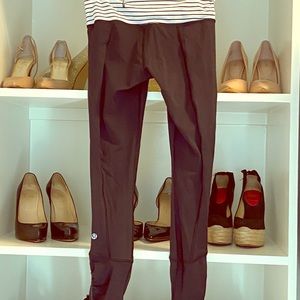 Lululemon black crops